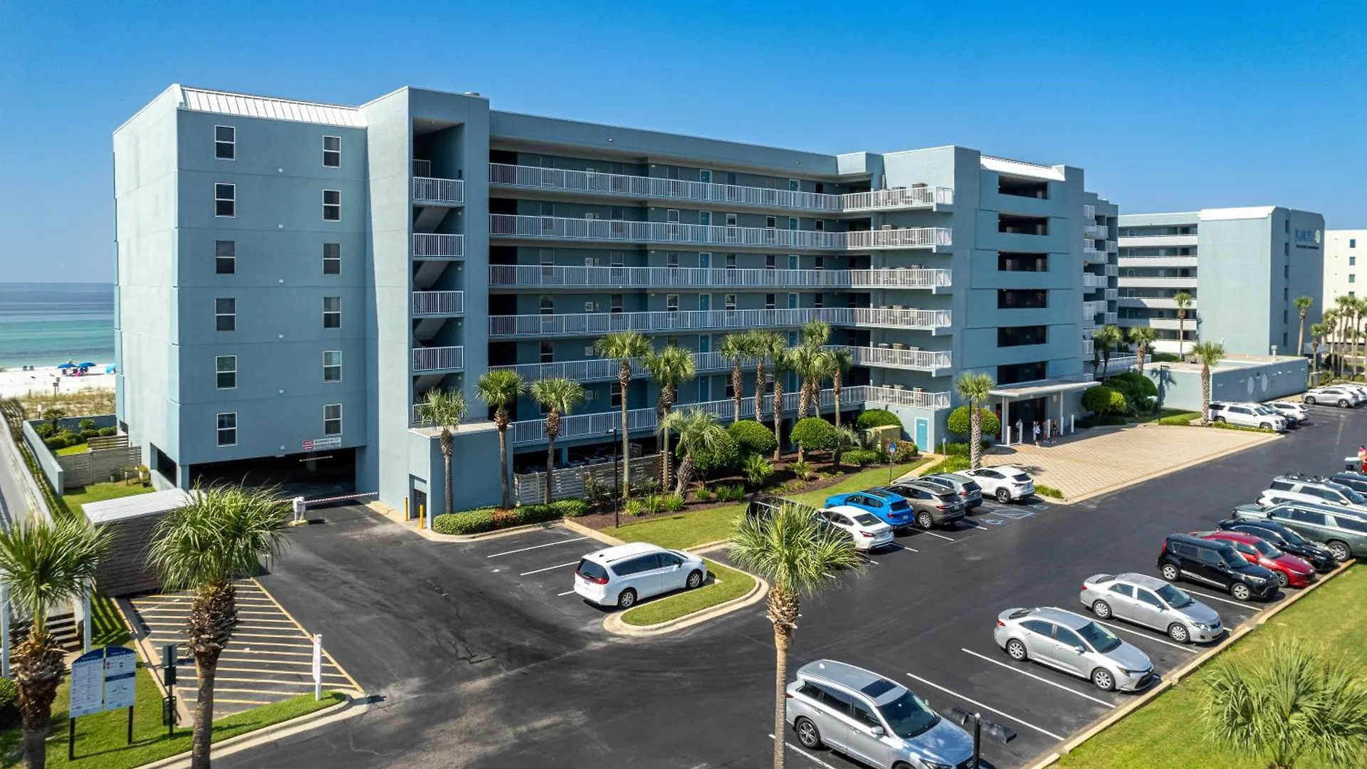 Sandpiper Cove 2133- By Holiday Isle Properties Destin