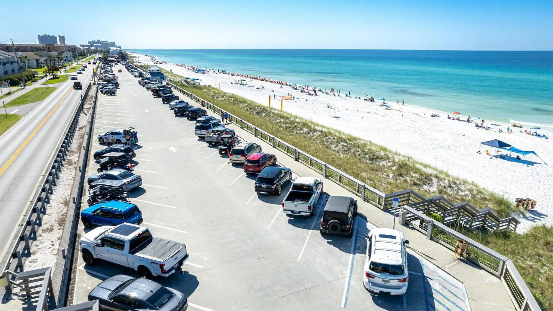Sandpiper Cove 2133- By Holiday Isle Properties Destin