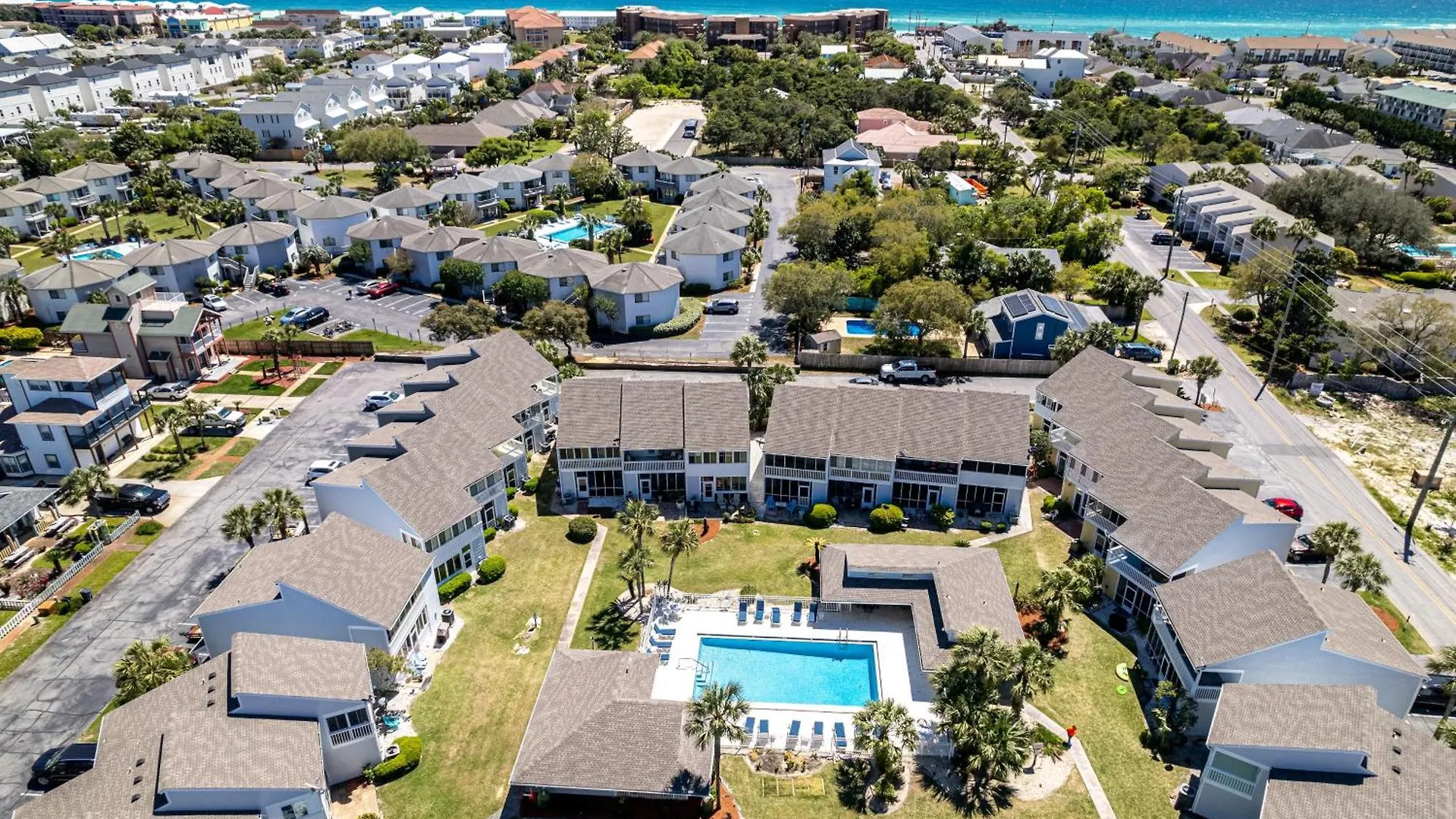 Sandpiper Cove 2133- By Holiday Isle Properties Destin United States