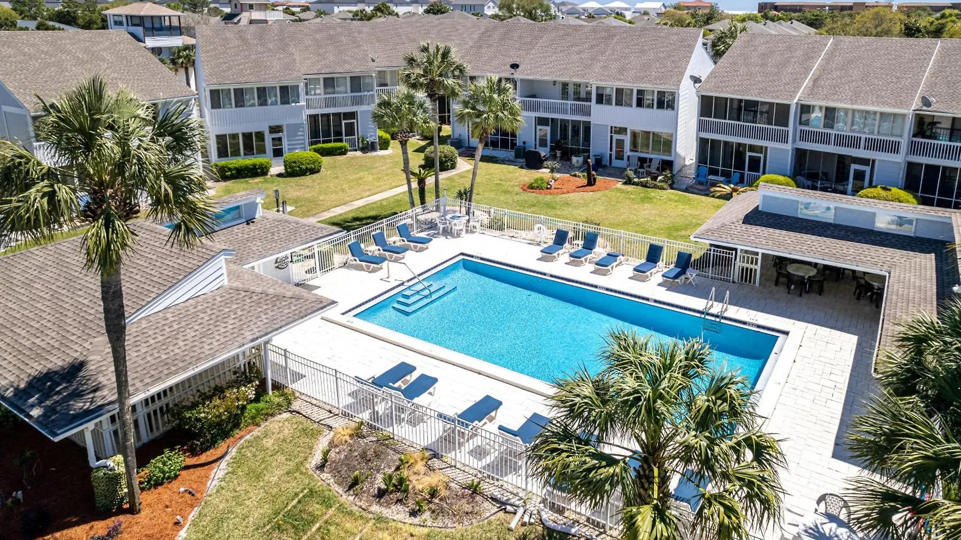 Sandpiper Cove 2133- By Holiday Isle Properties Destin 0*,  United States